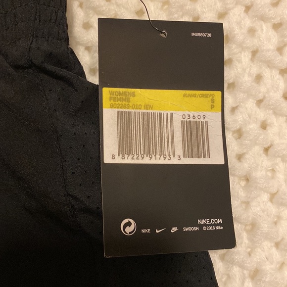 NWT Nike shorts - Picture 2 of 4